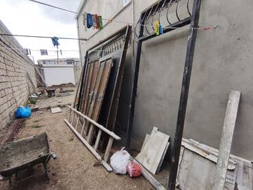 İşlənmiş Dəmir Həyət darvazası, Yana açılan, 3 m, Mexaniki, Qapı ilə, rəng - Qara lalafo.az -da İşlənmiş Dəmir Həyət darvazası, Yana açılan, 3 m, Mexaniki, Qapı ilə, rəng - Qara