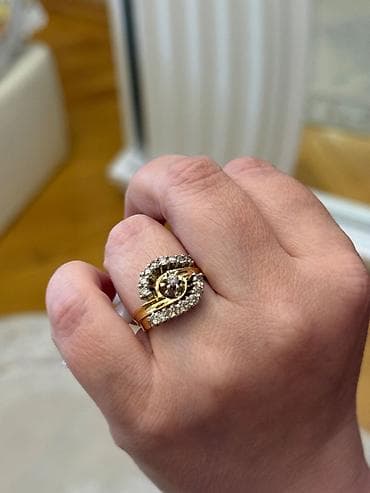 Üzük, Sarı qızıl, 750 Əyar, Brilyant lalafo.az -da Üzük, Sarı qızıl, 750 Əyar, Brilyant