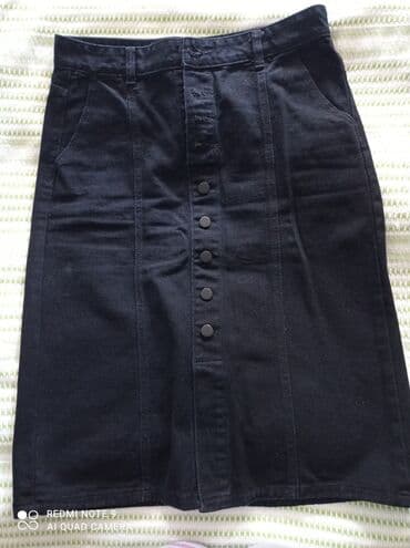 Cins yupka 1 dəfə geyinilib. XL razmer lalafo.az -da Cins yupka 1 dəfə geyinilib. XL razmer