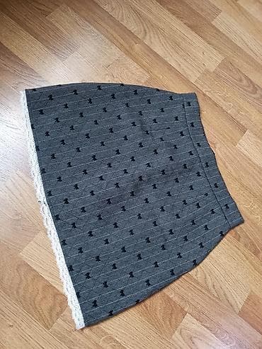 S- M razmerə uyğundur. Heç geyinilməyib yenidir. Yaz yay ayları üçün lalafo.az -da S- M razmerə uyğundur. Heç geyinilməyib yenidir. Yaz yay ayları üçün