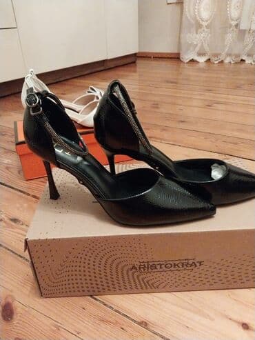 Qadın yüksək daban ayaqqabı - Rəng: Qara, parlaq (ilan dərisi lalafo.az -da Qadın yüksək daban ayaqqabı - Rəng: Qara, parlaq (ilan dərisi