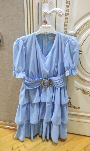 50 manata alınıb 25 manata satılır 1 dəfə toya geyinilib təzə kimidir lalafo.az -da 50 manata alınıb 25 manata satılır 1 dəfə toya geyinilib təzə kimidir