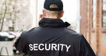 Yaşıl bazar mühafizəçi axdarılır. Maaş 500 dən başlayaraq Hərbi bilet lalafo.az -da Yaşıl bazar mühafizəçi axdarılır. Maaş 500 dən başlayaraq Hərbi bilet