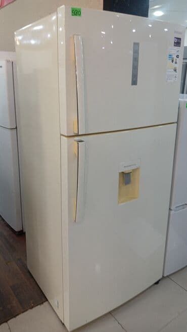 2 qapılı Samsung Soyuducu Satılır, rəng - Bej, Dispenserli lalafo.az -da 2 qapılı Samsung Soyuducu Satılır, rəng - Bej, Dispenserli