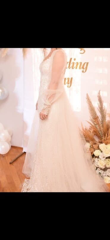 Gəlinlik dəsti Türkiyyeden alınıb 800 manata 1 defe geynilib 200 m lalafo.az -da Gəlinlik dəsti Türkiyyeden alınıb 800 manata 1 defe geynilib 200 m