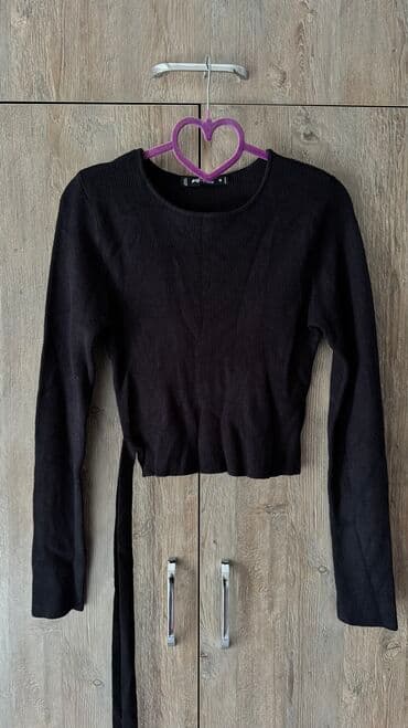 Beyinden baglama ipi var. Hec geyinilmeyib lalafo.az -da Beyinden baglama ipi var. Hec geyinilmeyib