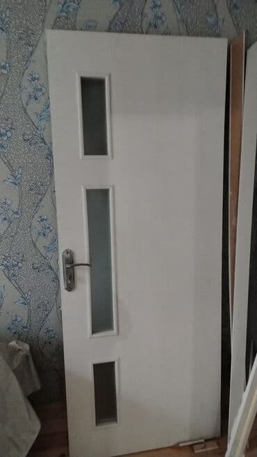 İşlənmiş Otaq qapısı Ünvandan götürmə lalafo.az -da İşlənmiş Otaq qapısı Ünvandan götürmə