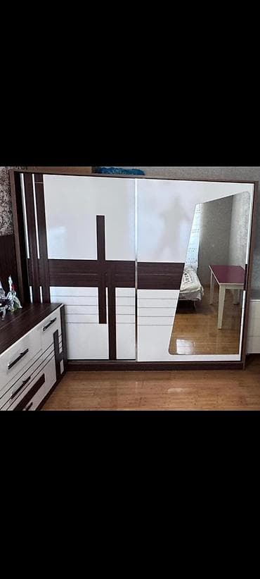 Turk istehsali dolab satilir 250 AZn* Olcusu 240 eni. Hundurluyu lalafo.az -da Turk istehsali dolab satilir 250 AZn* Olcusu 240 eni. Hundurluyu