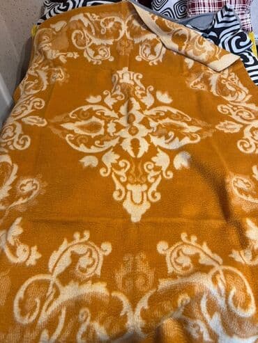 Narinci 100 azn Mavi 50 azn Qalın ikiüzlü yun/yun tipli yorğan/örtük lalafo.az -da Narinci 100 azn Mavi 50 azn Qalın ikiüzlü yun/yun tipli yorğan/örtük