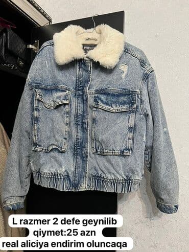 - Məhsul: Cins gödəkçə, süni xəz yaxalı - Ölçü: L - Dizayn: Açıq mavi lalafo.az -da - Məhsul: Cins gödəkçə, süni xəz yaxalı - Ölçü: L - Dizayn: Açıq mavi