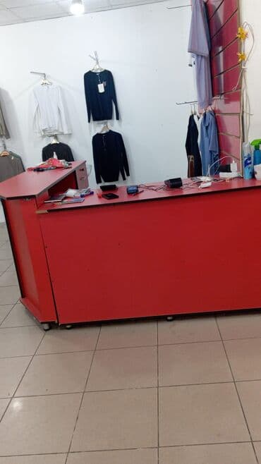 Mağaza üçün kassir/rezepşn stolu. Ünvan:"Dəbli Libas" mağazası lalafo.az -da Mağaza üçün kassir/rezepşn stolu. Ünvan:"Dəbli Libas" mağazası