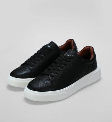 Ayaqqabı Lufian brendi
Ölcü (42,43/)
Temiz 💯 deri
Teze karopkada lalafo.az -da Ayaqqabı Lufian brendi
Ölcü (42,43/)
Temiz 💯 deri
Teze karopkada