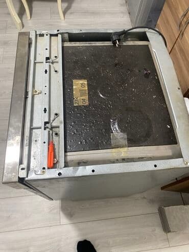 60 sm: Qabyuyan maşın Ariston, Tam qabaritli (60 sm.), Quraşdırılan, İşlənmiş lalafo.az -da — 7 60 sm: Qabyuyan maşın Ariston, Tam qabaritli (60 sm.), Quraşdırılan, İşlənmiş — 7