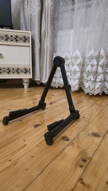 Elektro gitaralar: Elektron gitara, Ibanez, 6 sim, İşlənmiş, Ödənişli çatdırılma lalafo.az -da — 10 Elektro gitaralar: Elektron gitara, Ibanez, 6 sim, İşlənmiş, Ödənişli çatdırılma — 10