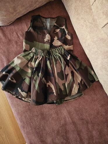 Жилетки: Uşaq dəstı – kamuflyaj naxışlı jilet və ətək - 2 hissədən ibarət at lalafo.az — 1 Жилетки: Uşaq dəstı – kamuflyaj naxışlı jilet və ətək - 2 hissədən ibarət — 1