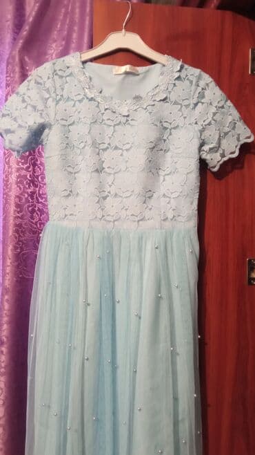 Toyluq mavi,muncuqlu gozel paltar.36 razmerdir.1 defe toya lalafo.az -da Toyluq mavi,muncuqlu gozel paltar.36 razmerdir.1 defe toya