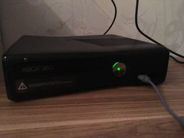 Xbox 360 SLIM Komplektasiya: - Xbox 360 konsolu - Şəbəkə adapteri və lalafo.az -da Xbox 360 SLIM Komplektasiya: - Xbox 360 konsolu - Şəbəkə adapteri və