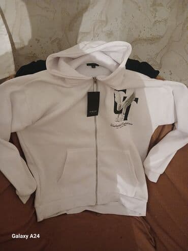 Salam kapsonka 25 azn tezedir razmer balacadi deye satilir 60 manata lalafo.az -da Salam kapsonka 25 azn tezedir razmer balacadi deye satilir 60 manata