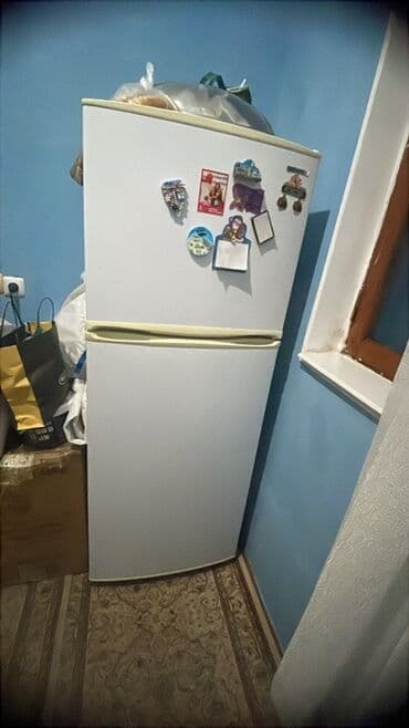 İki qapılı soyuducu - Rəng: ağ - Üstdə dondurucu bölmə, altda əsas lalafo.az -da İki qapılı soyuducu - Rəng: ağ - Üstdə dondurucu bölmə, altda əsas