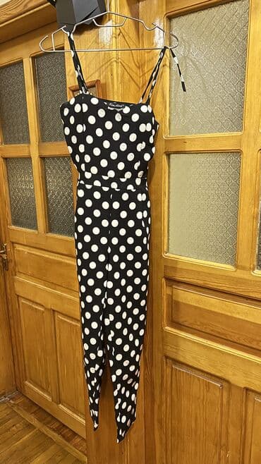 Qara-ağ xallı kombinezon - Model: nazik qayışlı, büstü lalafo.az -da Qara-ağ xallı kombinezon - Model: nazik qayışlı, büstü