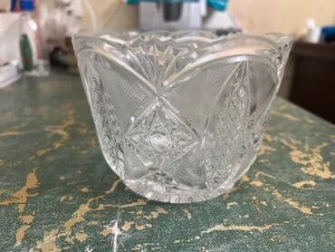 Kəsilmiş naxışlı şüşə qablar (2 ədəd) - Material: qalın, şəffaf şüşə lalafo.az -da Kəsilmiş naxışlı şüşə qablar (2 ədəd) - Material: qalın, şəffaf şüşə