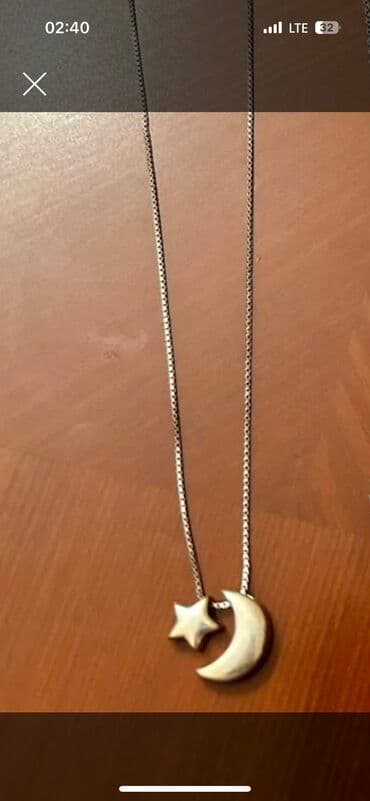 Dəstə daxildir: Kulon, Gümüş lalafo.az -da Dəstə daxildir: Kulon, Gümüş