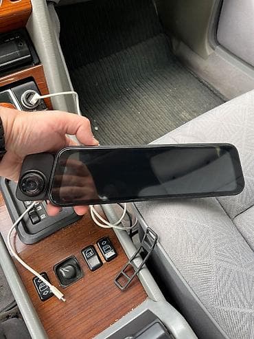 Avtomobil üçün Q7 model arxa güzgü tipli DVR kamera - Arxa güzgü lalafo.az -da Avtomobil üçün Q7 model arxa güzgü tipli DVR kamera - Arxa güzgü