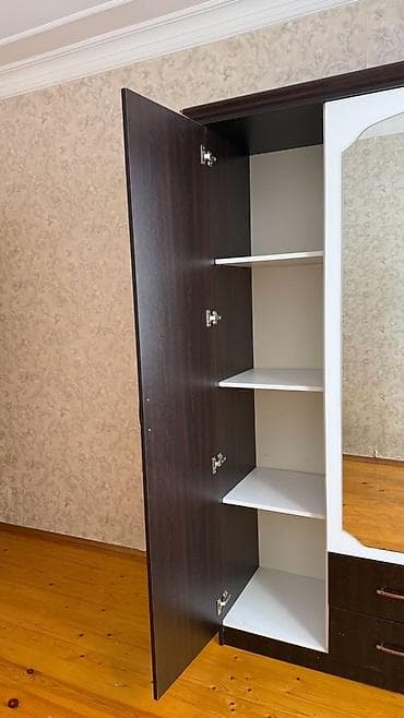 4 qapılı, Digər material, Açılan, Düz dolab lalafo.az -da 4 qapılı, Digər material, Açılan, Düz dolab