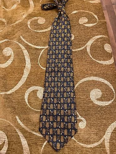 Qalstuk
3 azn
Ya bura yada vatsapa yazın lalafo.az -da Qalstuk
3 azn
Ya bura yada vatsapa yazın