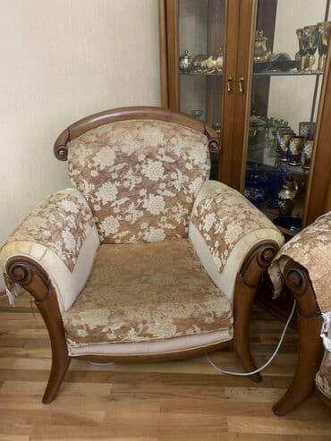 Klassik divan, Divan lalafo.az -da Klassik divan, Divan