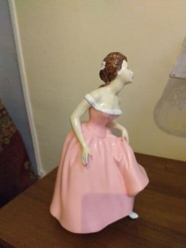 Керамическая статуэтка.Из Англии lalafo.az -da Керамическая статуэтка.Из Англии