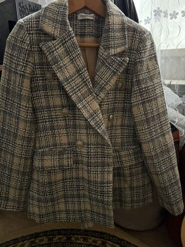 Qadın üçün klassik üslubda tweed tipli ceket - Brend etiket: FASHION - lalafo.az -da Qadın üçün klassik üslubda tweed tipli ceket - Brend etiket: FASHION -