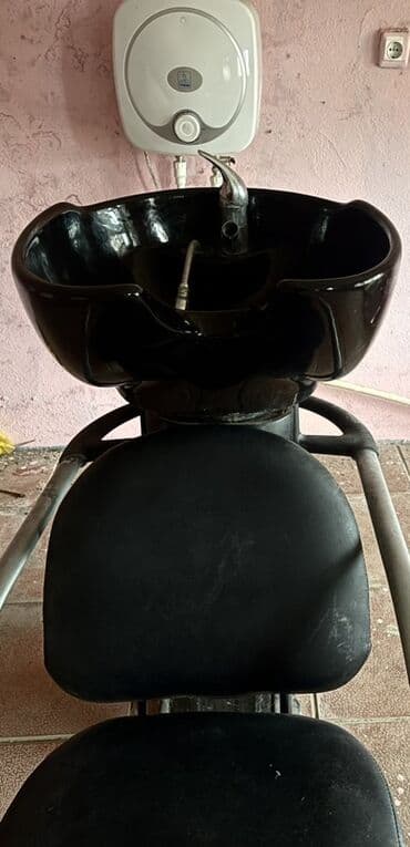 Кушетки: Gözəllik salonu üçün avadanlıq dəsti Tərkib: - Böyük ölçülü salon at lalafo.az — 3 Кушетки: Gözəllik salonu üçün avadanlıq dəsti Tərkib: - Böyük ölçülü salon — 3