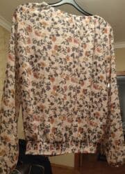 Qadın bluzası – çiçək naxışlı - Model: uzunqol, yüngül və lalafo.az -da Qadın bluzası – çiçək naxışlı - Model: uzunqol, yüngül və