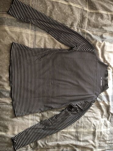 Svitşot, L, rəng - Qara lalafo.az -da Svitşot, L, rəng - Qara