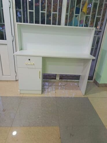 Salon ucun alinib isdifade edilmiyib tezedi 130azn unvan 8 mirkayon lalafo.az -da Salon ucun alinib isdifade edilmiyib tezedi 130azn unvan 8 mirkayon