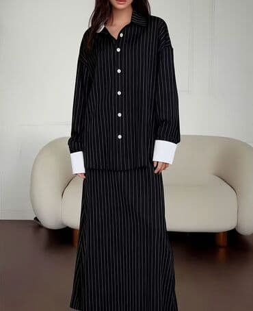 Qadın dəsti – qara incə zolaqlı, klassik üslub - Üst: düyməli lalafo.az -da Qadın dəsti – qara incə zolaqlı, klassik üslub - Üst: düyməli