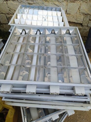 Uzadıcılar: 60 sm × 60 sm kvadrat formalı asma plafonlar və 19 sm diametrli Spot lalafo.az -da — 2 Uzadıcılar: 60 sm × 60 sm kvadrat formalı asma plafonlar və 19 sm diametrli Spot — 2