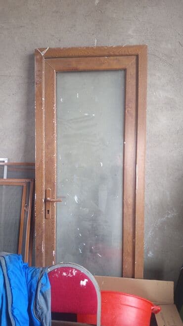 Taxta rəngli PVC qapı və pəncərə dəsti - Material: PVC profillər lalafo.az -da Taxta rəngli PVC qapı və pəncərə dəsti - Material: PVC profillər