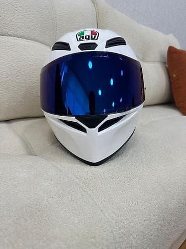 Salam agv com dan almihsam Orjinaldi ayrica goy vizora 150 manat lalafo.az -da Salam agv com dan almihsam Orjinaldi ayrica goy vizora 150 manat