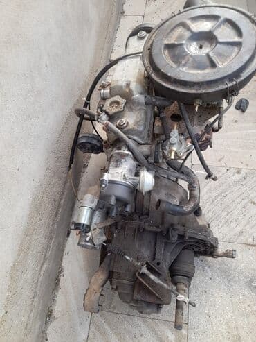 VAZ/Lada karbüratorlu benzin mühərriki və mexaniki sürətlər qutusu lalafo.az -da VAZ/Lada karbüratorlu benzin mühərriki və mexaniki sürətlər qutusu