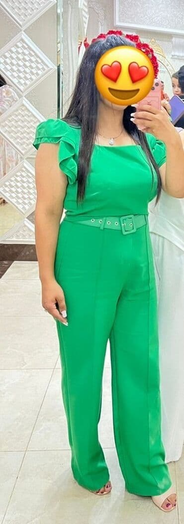 Bir dəfə geyilib,təzədən seçilmir.
Razmer:40 lalafo.az -da Bir dəfə geyilib,təzədən seçilmir.
Razmer:40