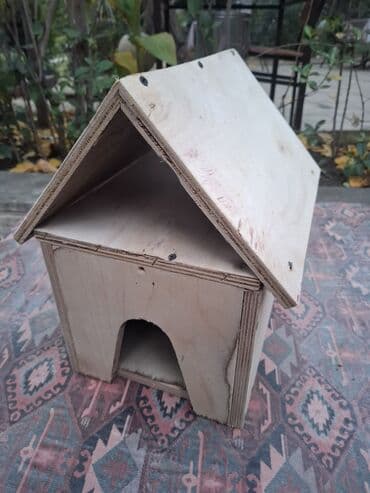 Kiçik heyvanlar üçün yuva Uzunluğu 33 sm Eni 23 sm Hündürlük 36 sm - lalafo.az -da Kiçik heyvanlar üçün yuva Uzunluğu 33 sm Eni 23 sm Hündürlük 36 sm -