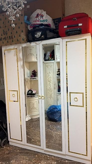 4 qapılı, Güzgülü, Ağ, Digər material, Açılan, Düz dolab lalafo.az -da 4 qapılı, Güzgülü, Ağ, Digər material, Açılan, Düz dolab