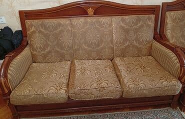 İşlənmiş, Klassik divan, 2 kreslo, Divan, Bazasız, Açılmayan lalafo.az -da İşlənmiş, Klassik divan, 2 kreslo, Divan, Bazasız, Açılmayan