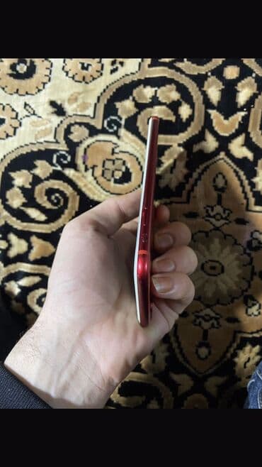 IPhone 7 Plus, Qırmızı, Qırıq lalafo.az -da IPhone 7 Plus, Qırmızı, Qırıq