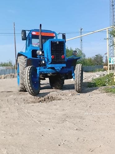 Belarus MTZ traktoru + otbiçən aqreqatı - Rəng: mavi, kabinəli - Ön at lalafo.az Belarus MTZ traktoru + otbiçən aqreqatı - Rəng: mavi, kabinəli - Ön