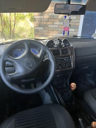 Mitsubishi Pajero Pinin: 2 л | 2001 г. 295000 км at lalafo.az Mitsubishi Pajero Pinin: 2 л | 2001 г. 295000 км