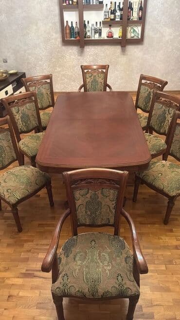 Qonaq otağı üçün, İşlənmiş, Açılan, Kvadrat masa, 8 stul lalafo.az -da Qonaq otağı üçün, İşlənmiş, Açılan, Kvadrat masa, 8 stul