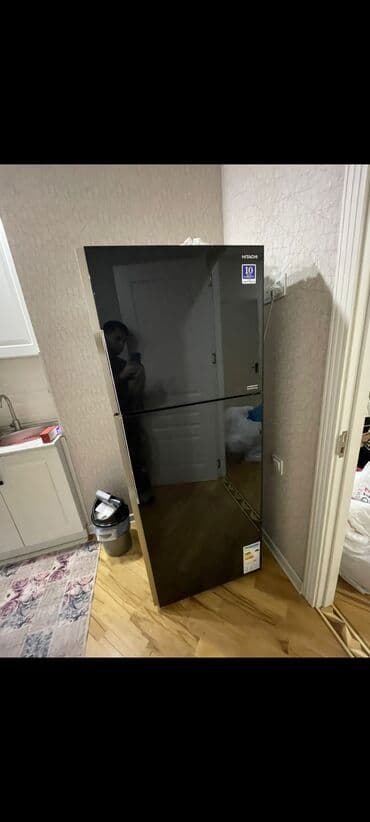 İşlənmiş 2 qapılı Hitachi Soyuducu Satılır, rəng - Qara lalafo.az -da İşlənmiş 2 qapılı Hitachi Soyuducu Satılır, rəng - Qara